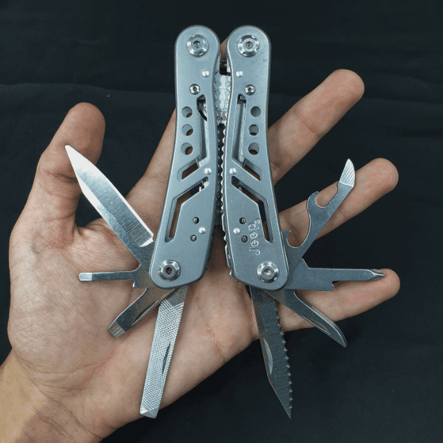 Jeep Multi-tool