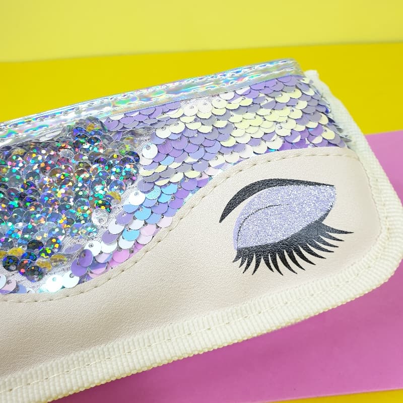 Sequence pencil case